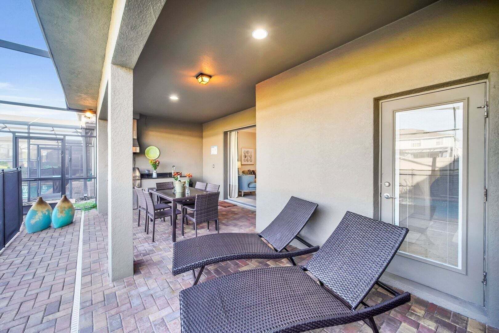 House, Multiple Beds, Pool Access, Pool View (WW102-8909-6-GP) | Outdoor dining