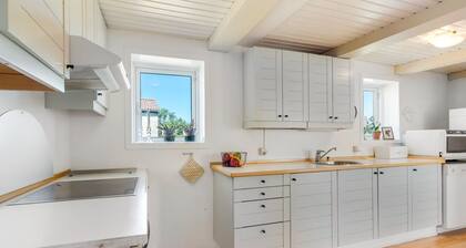 "Jorek" - 700m from the sea by Interhome