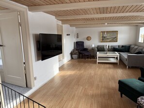 TV, fireplace - "Jorek" - 700m from the sea by Interhome (Lemvig)