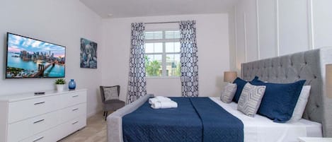 House, Multiple Beds, Pool Access, Pool View (BLV103-388-12-GP) | 12 bedrooms