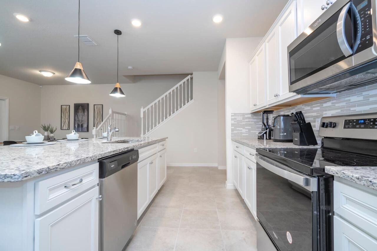 Townhome, Multiple Beds, Pool Access, Pool View (WI108-4198-5-GP) | Private kitchen