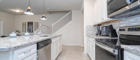 Townhome, Multiple Beds, Pool Access, Pool View (WI108-4198-5-GP) | Private kitchen