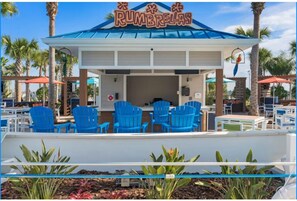 Outdoor dining - Exclusive Villa, Full Resort Access! (Davenport)
