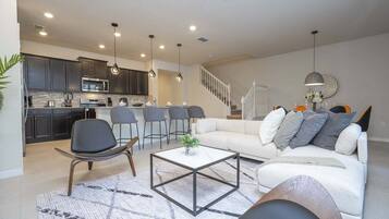 Townhome, Multiple Beds, Pool Access, Pool View (WI103-4178-5-GP) | Living area