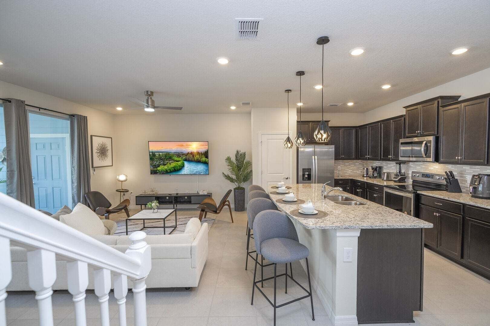 Townhouse, Beberapa Tempat Tidur, akses ke kolam renang, pemandangan kolam renang (WI103-4178-5-GP) | Interior