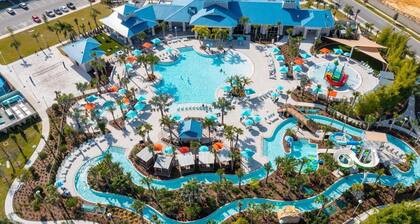 Modern Vacation Home 5 BR, 4.5 BA Villa Sleeps 12!