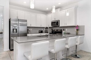 Townhome, Multiple Beds, Pool Access (CHG108-1069-3) | Private kitchen - Free Water Park Walking Distance! (Davenport)
