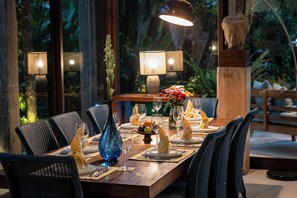 Dining - Casa Contenta Kouru (Badung)