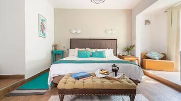 5 bedrooms, iron/ironing board, travel crib, WiFi