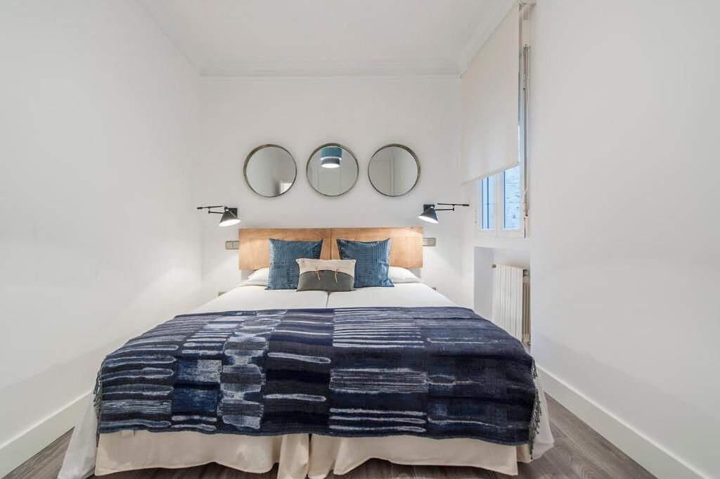City Apartment, 2 Bedrooms | Down duvets, individually decorated, individually furnished, free WiFi