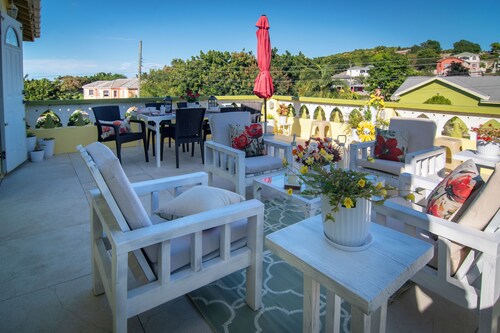Exquisite 3-bedroom house in peaceful Mount Pleasant, St. John’s with AC comfort
