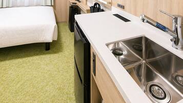 Basic Double Room, Non Smoking, Kitchenette