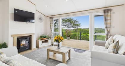 Kittiwake Lodge - 2 Bed Lodge - Wisemans Bridge