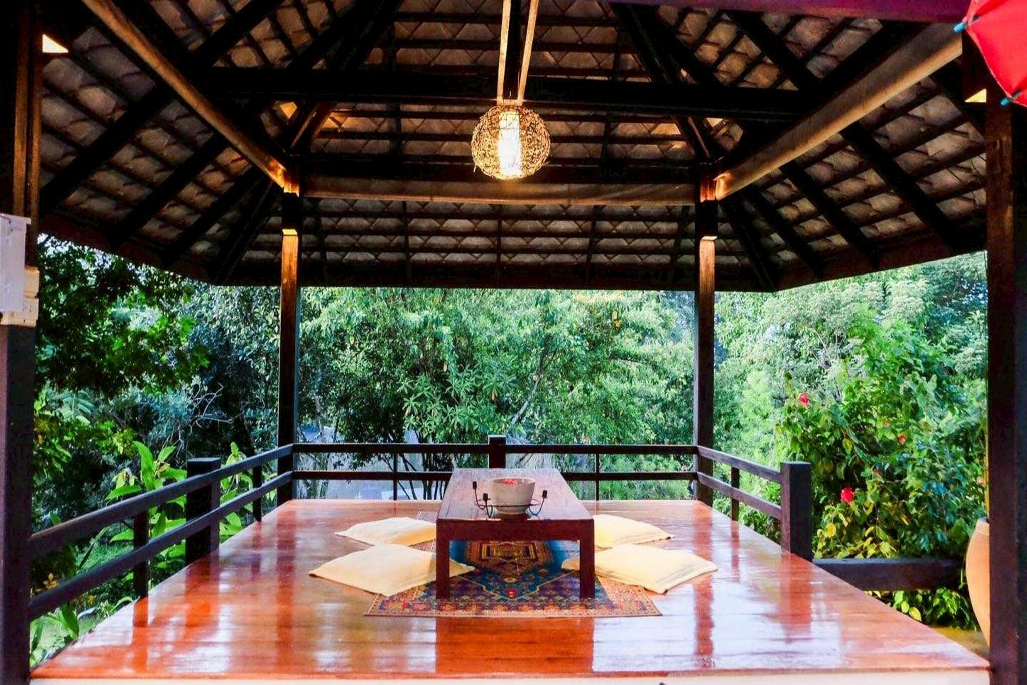 Villa, patio, vistas al jardín | Restaurante al aire libre