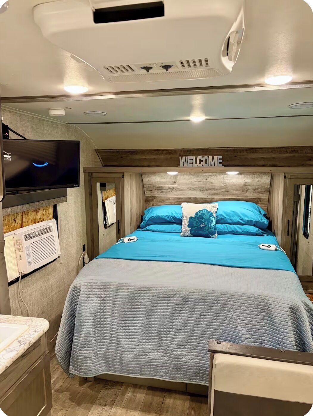 Hillside Camper By The Cave 2.0 - Iowa