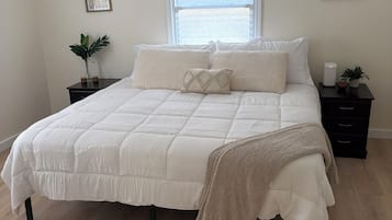 3 bedrooms, internet, bed sheets