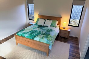 Room - The Village HQ | Modern Home | Pet friendly (Yungaburra)