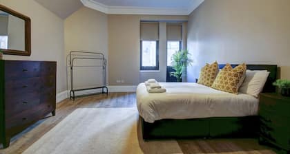 Contractor Friendly 1-bed Ensuite Ayr Town Centre KA7
