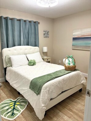 3 dormitorios, tabla de planchar con plancha, wifi gratis y ropa de cama