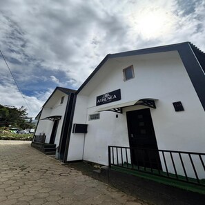 Exterior - Cabin Athenea Sikapuk (Jawa Tengah)