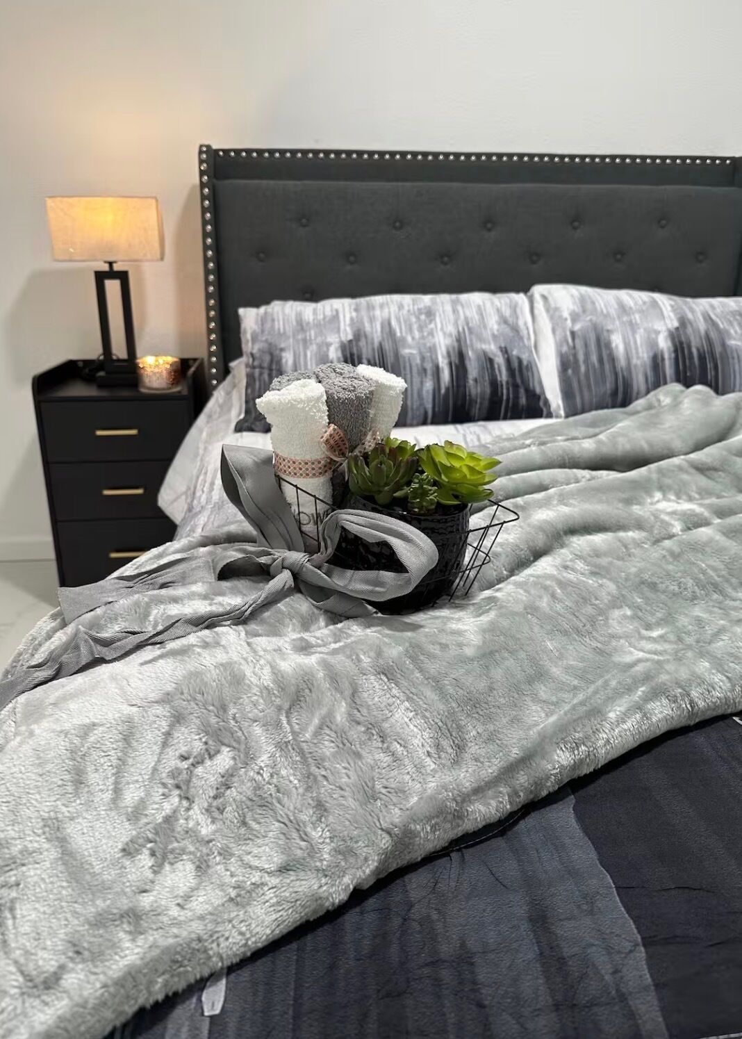2 bedrooms, iron/ironing board, WiFi (free), bed sheets
