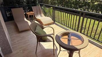 Suite, vista giardino | Parco della struttura