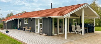 Awesome home in Farsø with sauna