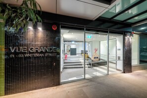 Property entrance - Exclusive Stays - Vue Grande (Southbank)