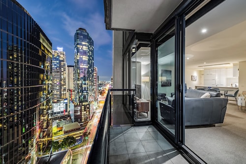 Exclusive Stays - Vue Grande