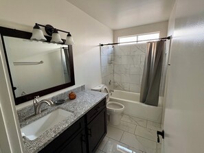 Bathroom - 3-bedroom,2.5 bathroom house in phoenix az with cool ac. family&pet friendly. (Phoenix)