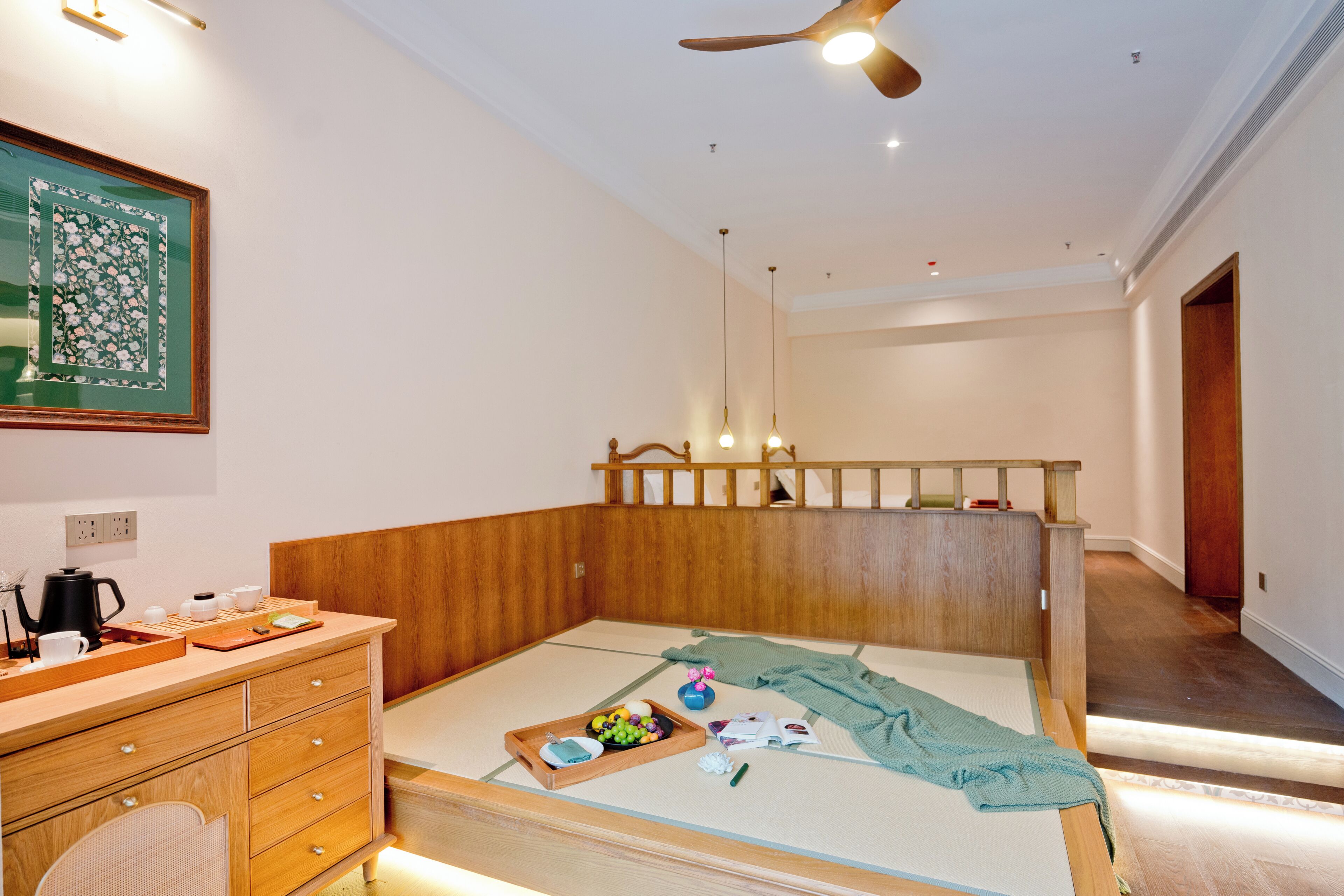 Comfort Twin Room, Hill View | Laptop workspace, blackout drapes, soundproofing, free WiFi