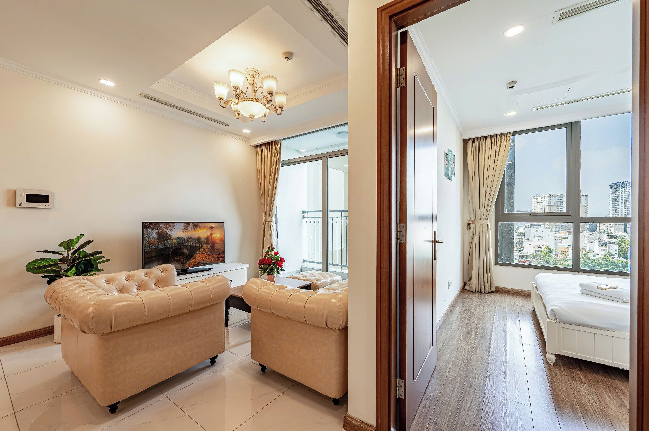 Apartamento, 2 quartos, sacada, vista para a cidade | Escrivaninha, Wi-Fi de cortesia