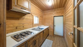 Basic-rum - 2 sovrum (Elimchae (Private House)) | 1 sovrum och gratis wi-fi