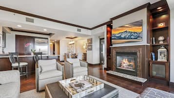 Condo de lujo, 3 habitaciones, vista al valle, junto a la pista de ski | Sábanas de algodón egipcio, ropa de cama de alta calidad y edredón