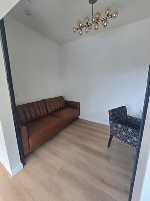 Living area - Point Loma Retreat
1 Bedroom + Office w 2 bath 
Patio + Rooftop Deck...VIEWS!!! (San Diego)