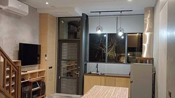 Standard House | Dining