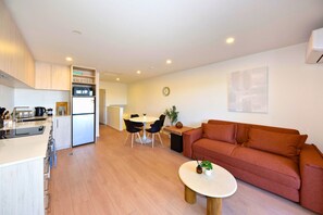 Interior - Urban Retreat on Moorhouse | Cozy 1BR Stay (Christchurch)