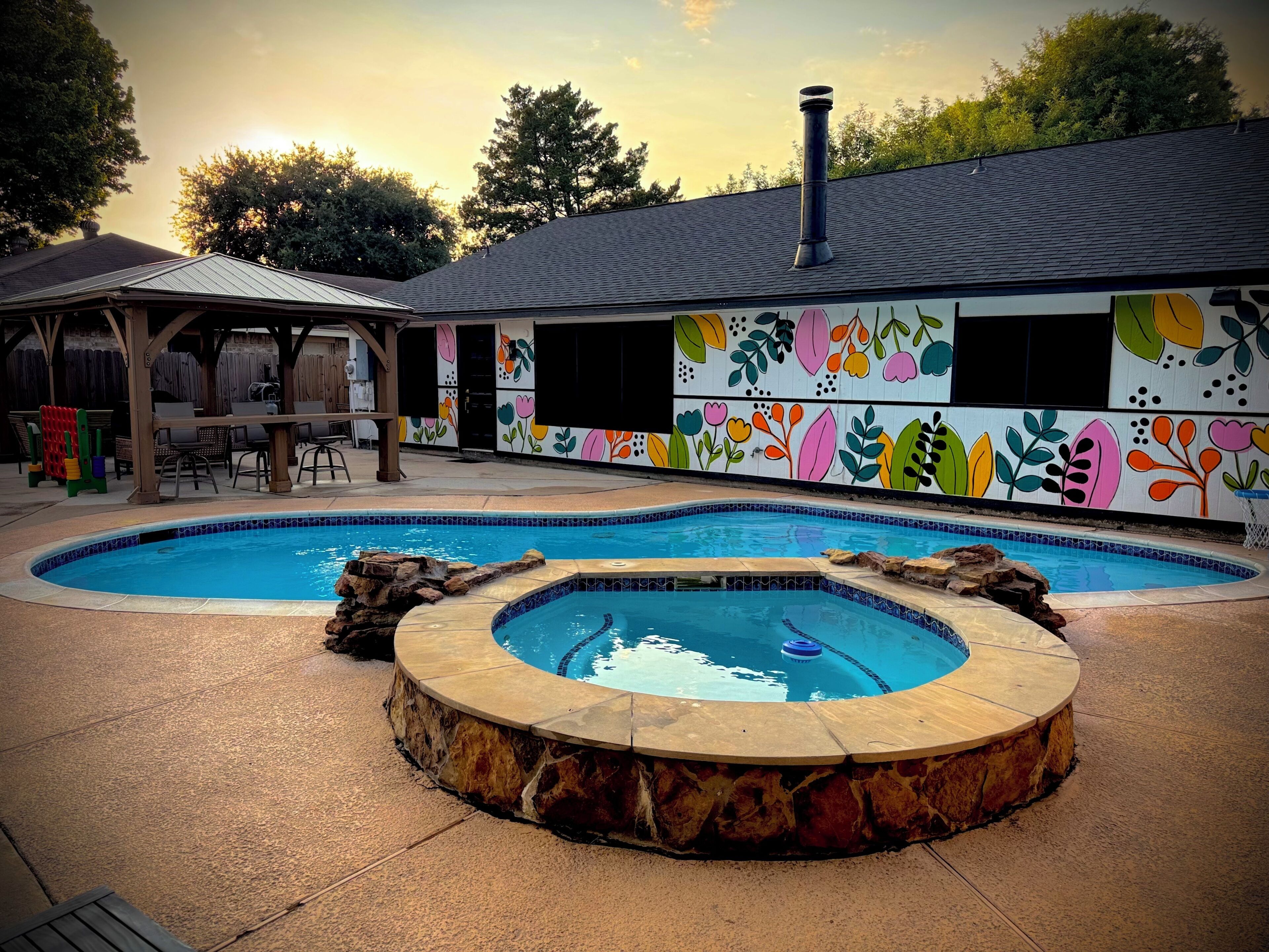 Piscine extérieure, piscine chauffée