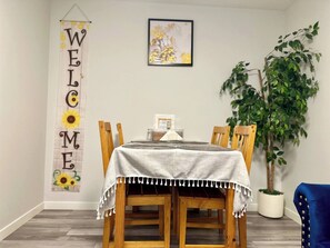 Room, 1 Bedroom | Dining - Room-cozy Private Suite Near Stoney & De (Calgary)