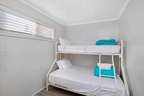 Superior Villa, Balcony, Sea View - Christies Beach Tourist Park (Christies Beach)