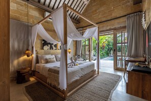 Superior Villa, Pool View | Egyptian cotton sheets, premium bedding, in-room safe - Nyaman Villas Ubud (Ubud)