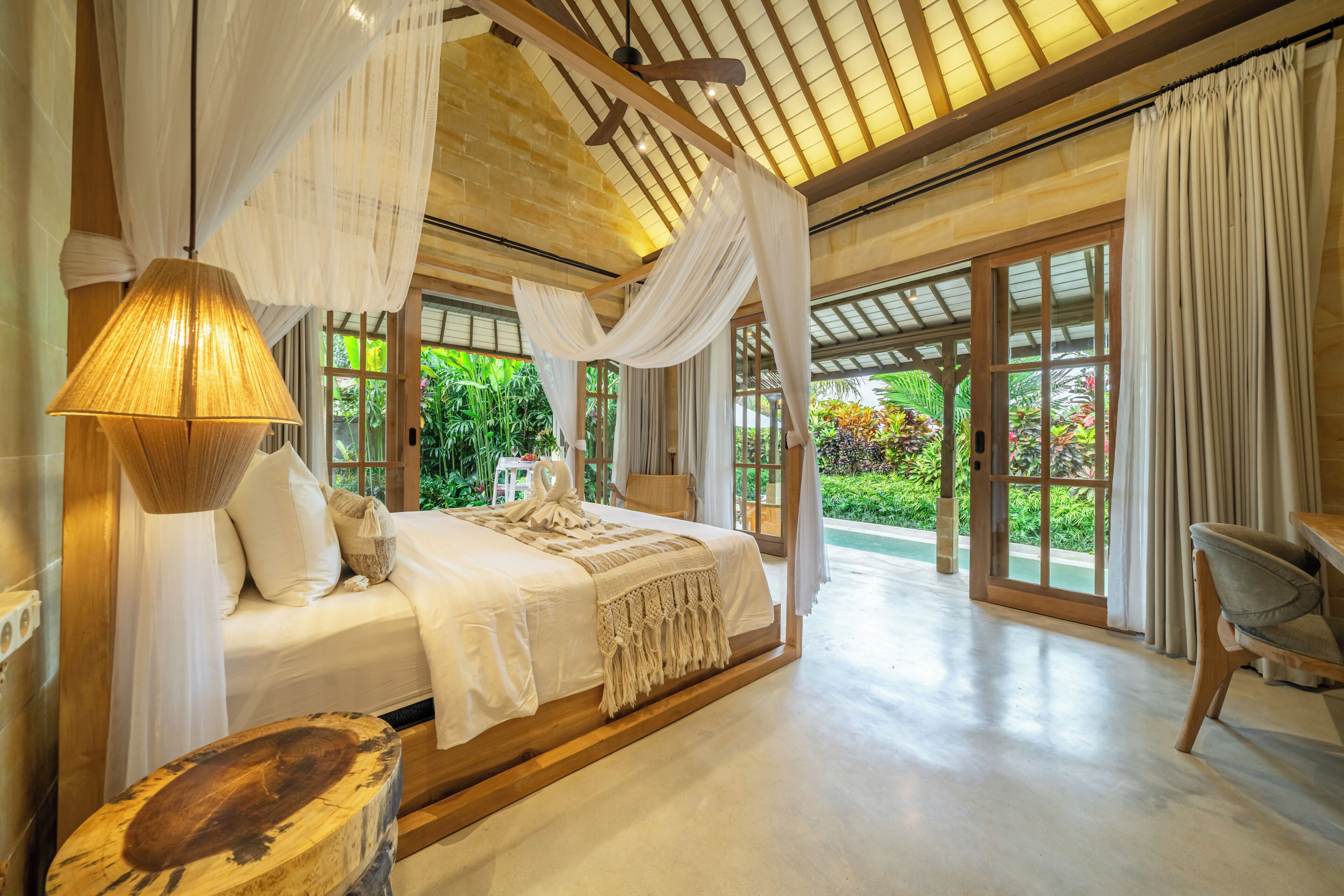 Luxury Villa, Pool View | Egyptian cotton sheets, premium bedding, in-room safe