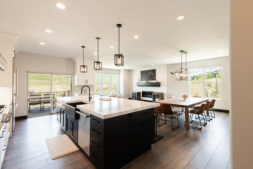 Park City Jordanelle Home | 5BR | Hot Tub | Pets