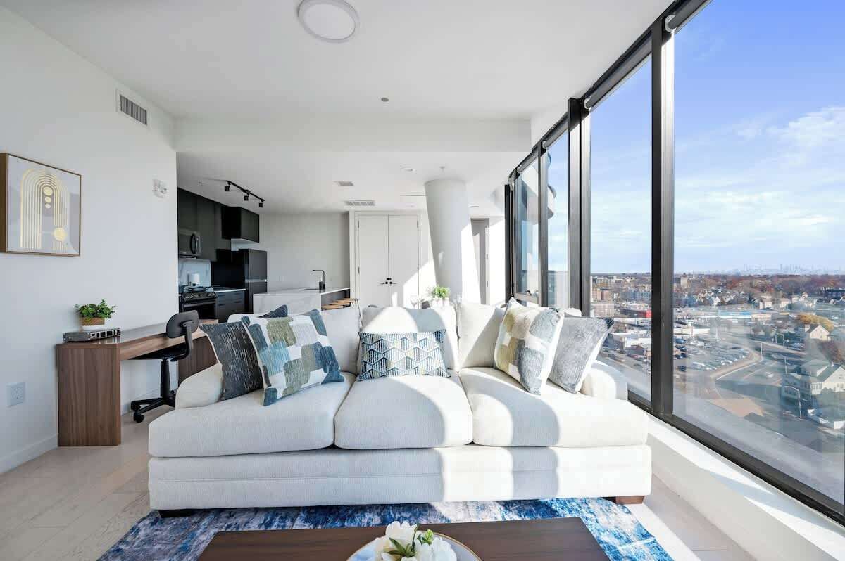 Smart TV, offices