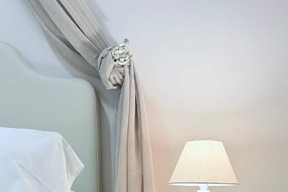 Monolocale con balcone, vista città | In-room safe, blackout drapes, soundproofing, iron/ironing board