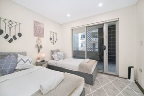 Iron/ironing board, WiFi, bed sheets - Camperdown Easy Access Close to USYD &RPA (Camperdown)