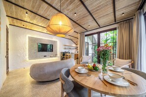 Luxury Villa, Pool View | Dining - Putri Salju Villa Ubud (Ubud)