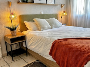 2 bedrooms, iron/ironing board, Internet, bed sheets - Winahost L'Alba Denia (Denia)