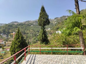 View from property - Dharam Hotel (Mussoorie)