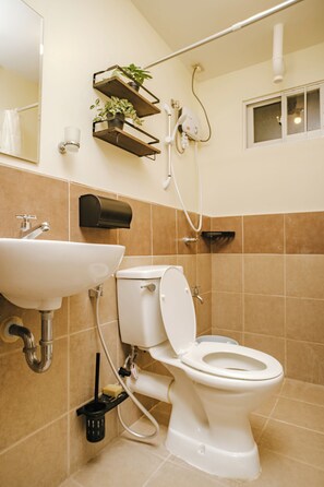 Bathroom - AR12 H&B Rentals 1Bedroom Unit w/ WiFi Netflix and Free Pool Access (Davao City)
